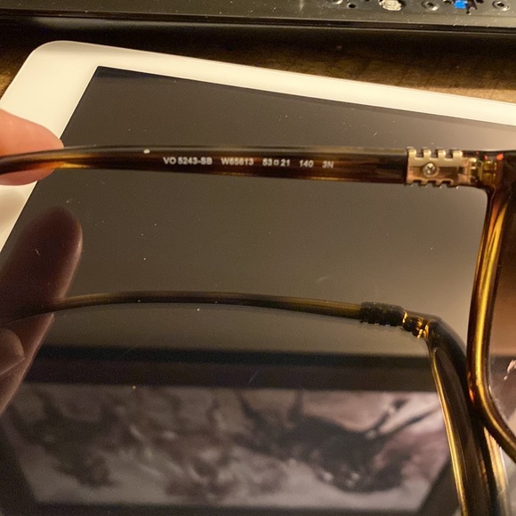 Vogue sunglasses - Picture 4 of 6